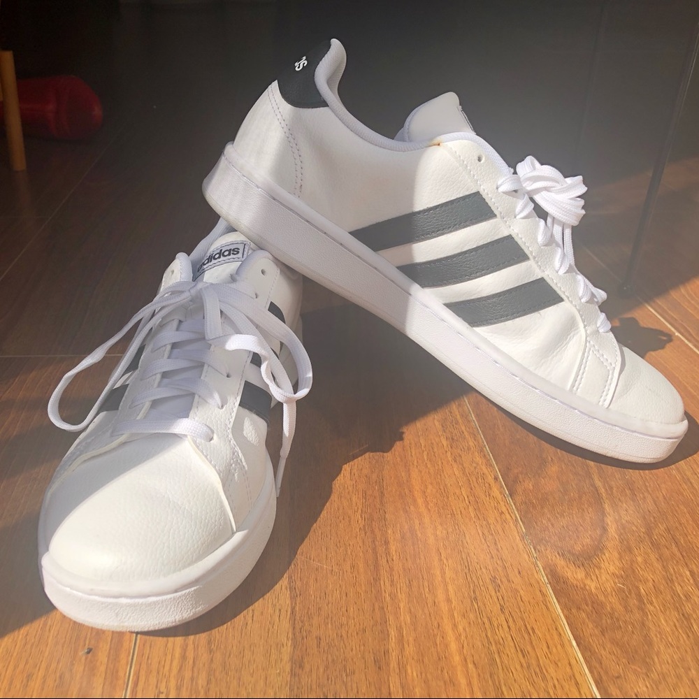 Adidas tennis shoes